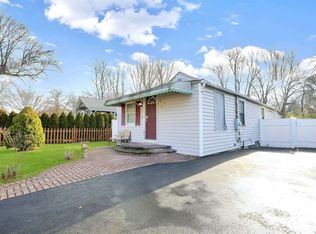 66 Elmwood Ave, Selden, NY 11784