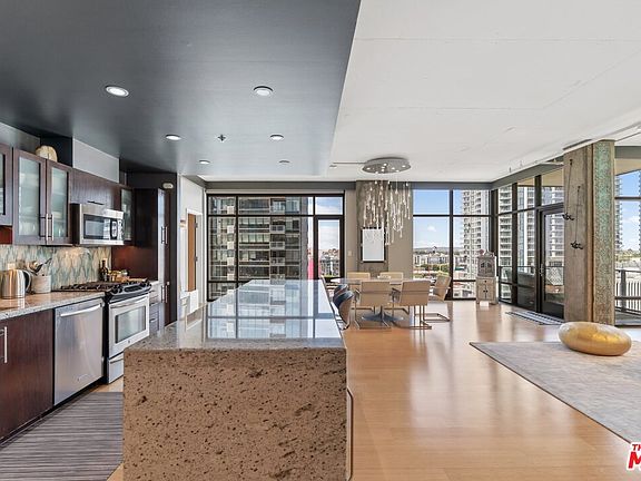 4th image of 1111 S Grand Ave APT 1101