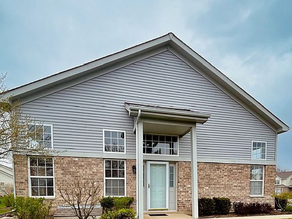 3rd image of 150 Sherwood Ct Unit 150