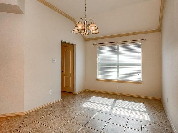 3rd image of 8344 Estandarte Ct