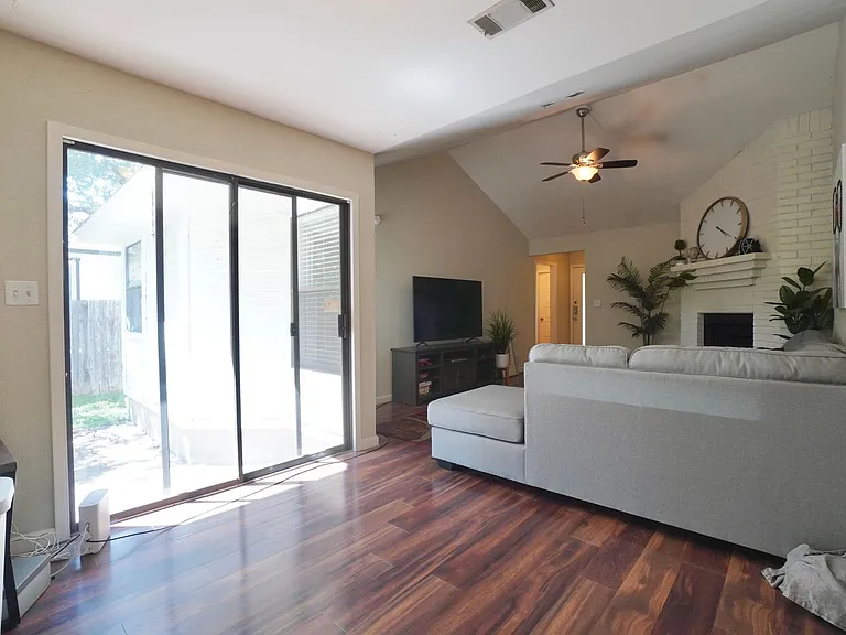 2603 Garrettson Dr #B — Photo 13