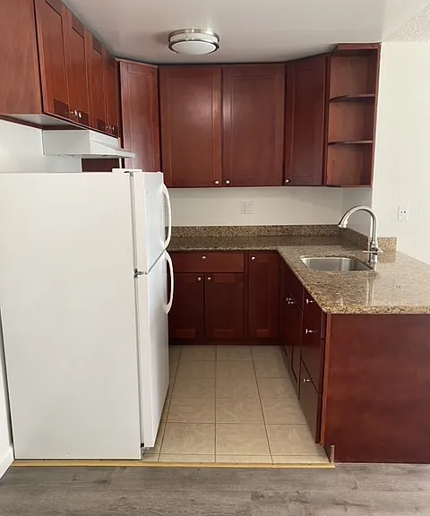 1070 Church St — Photo 4