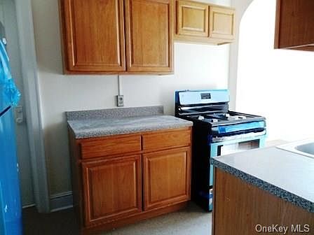 5th image of 61 W Grand St APT 3F