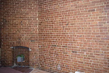 Rented by Willie Kathryn Suggs, LREB