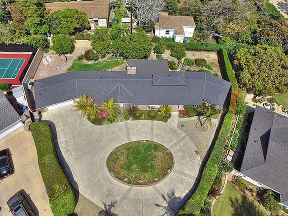 3rd image of 4762 Rosemont Ct