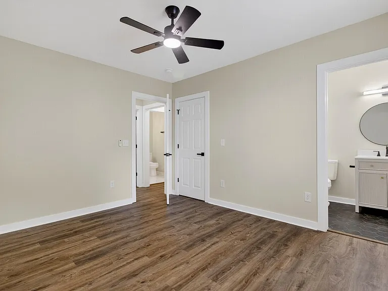 2136 Commander Rd — Photo 23