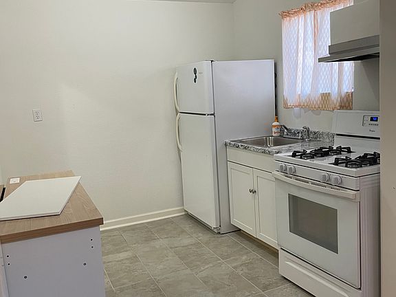 2nd image of 1478 Munger St #1
