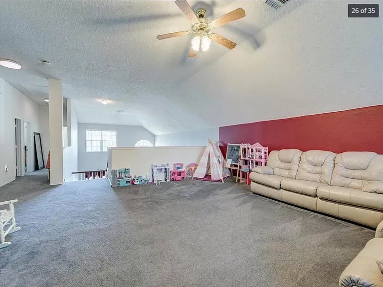 Windcastle Dr — Photo 27