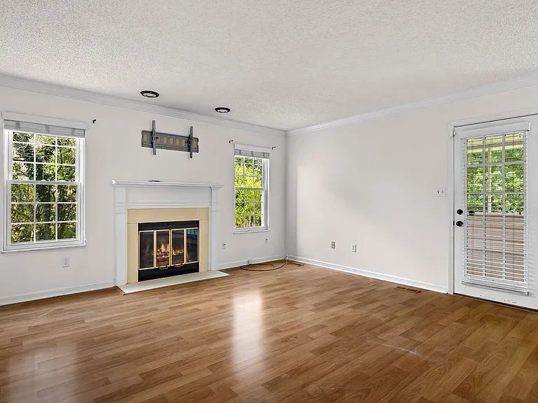 8807 Ryegate Dr — Photo 24