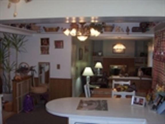 4th image of 1150 Hillbrook Dr NE