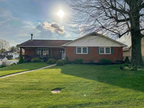 328 Jones Ave, Bridgeport, WV 26330