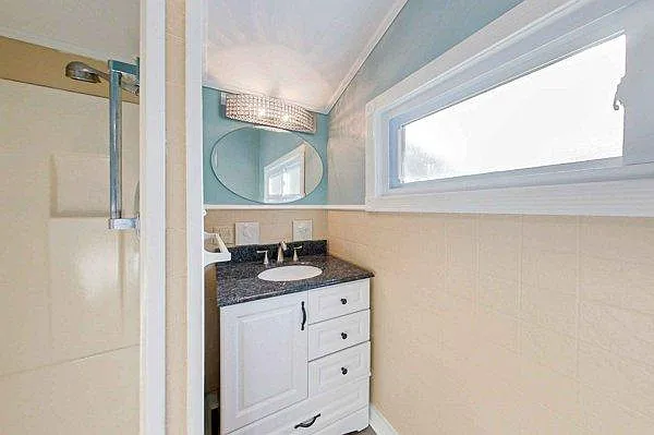 62 Roseneath Ave — Photo 20