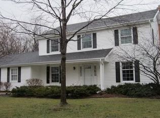 920 Savannah Cir, Naperville, IL