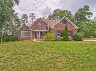 1605 Medlin Rd, Monroe, NC 28112