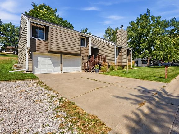 3rd image of 4915 Copper Hill Ct