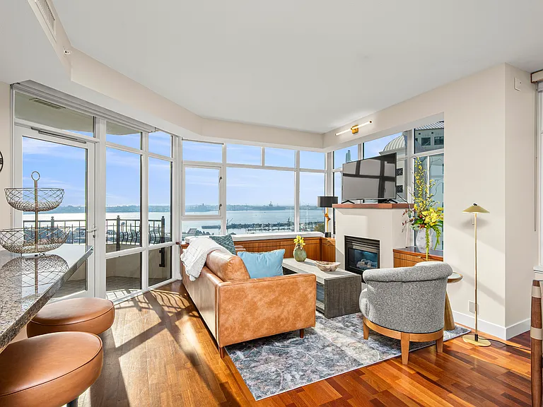 700 W Harbor Dr W #1204 — Photo 33