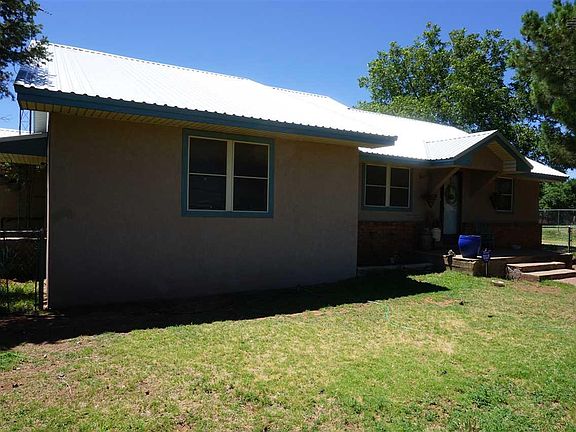 2nd image of 2312 Carolina Ct