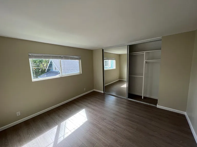 4560 North Ave #11 — Photo 8