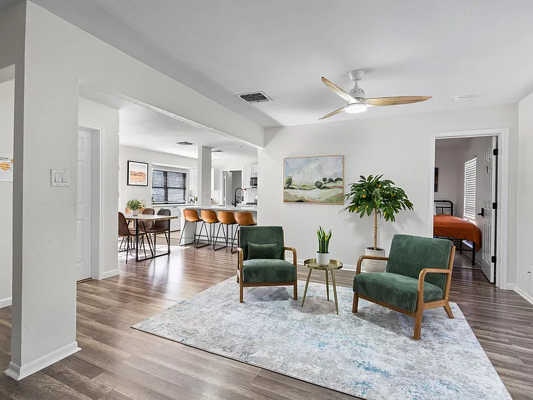 Shin Oak Dr — Photo 6