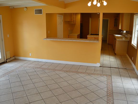 4th image of 10967 Arroyo Dr