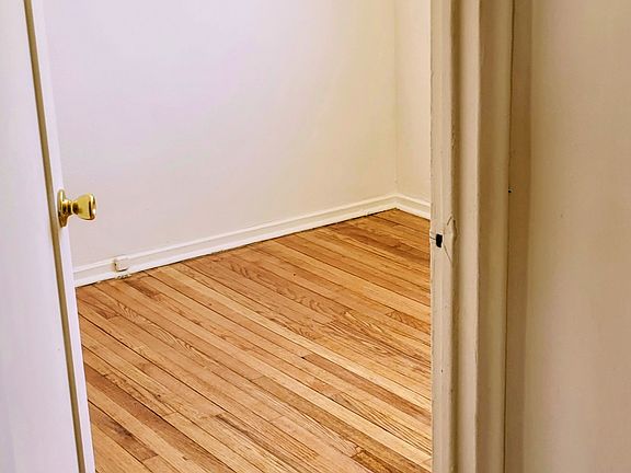 5th image of 30B E 53rd St #30B