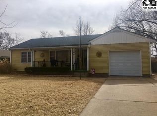 309 W 26th Ave, Hutchinson, KS 67502