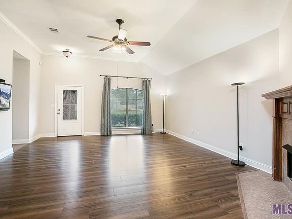 4th image of 41185 Lakeway Cove Ave