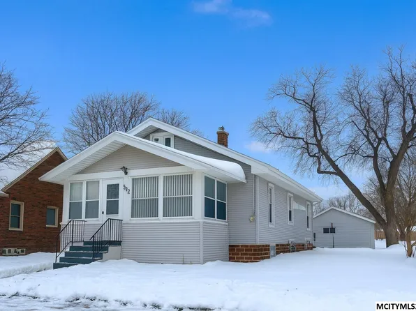 512 15th St SE, Mason City, IA 50401