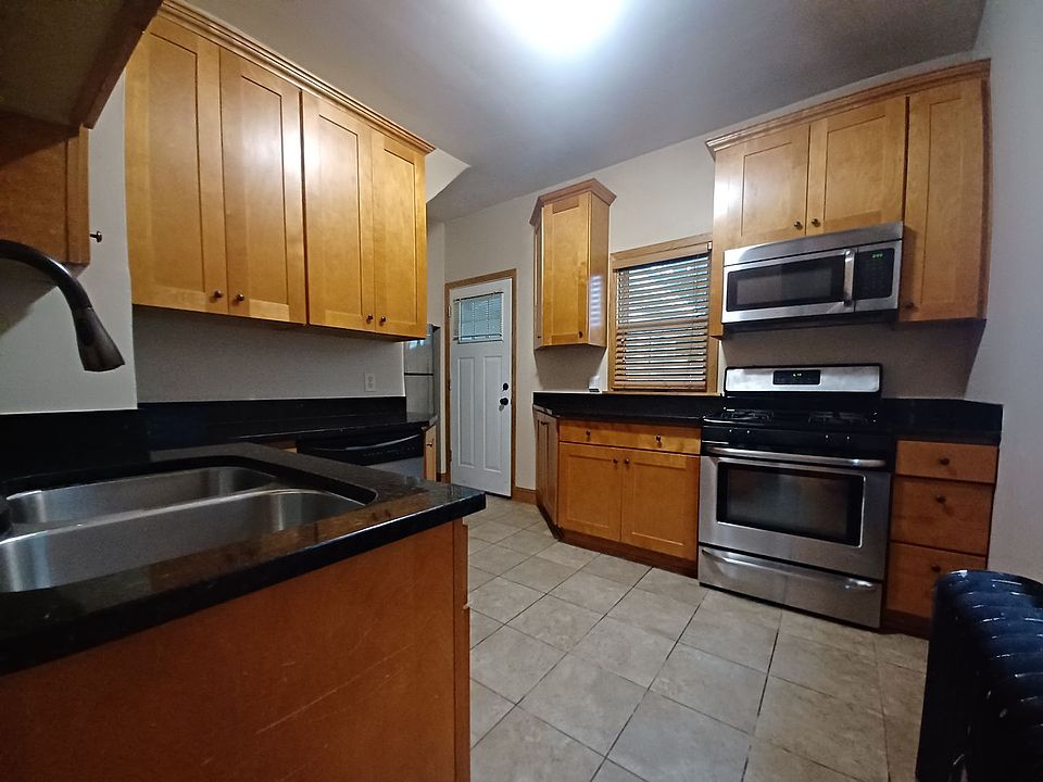 1st image of 1180 Charles Ave