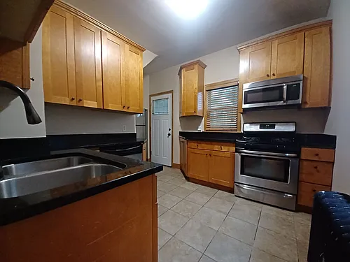 1180 Charles Ave Photo 1