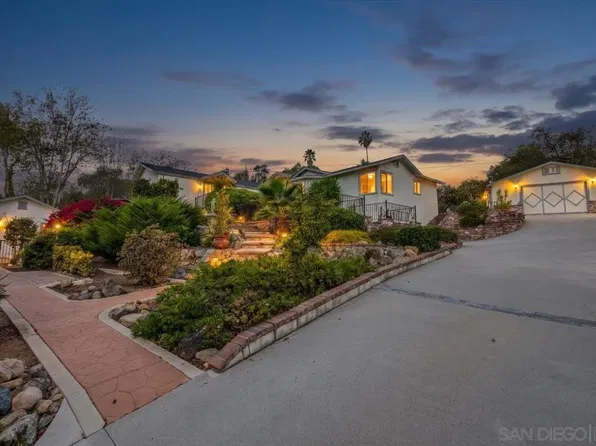 342 Beaumont Dr, Vista, CA 92084