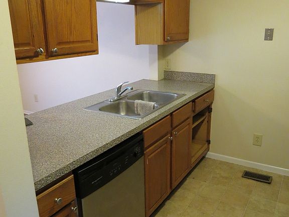 5th image of 2271 Hughey Dr