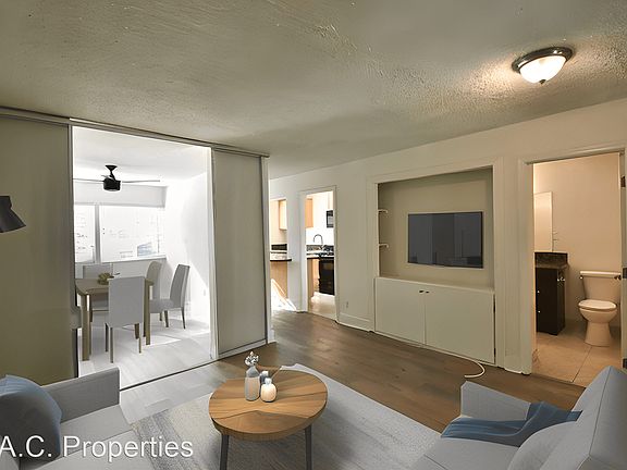 5th image of 14025 Moorpark St #17304130