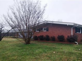 1606 Brill Rd, Greensboro, NC 27406