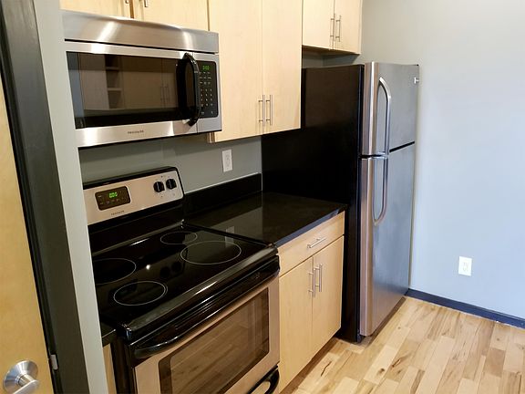 5th image of 16 W Broad St APT 2