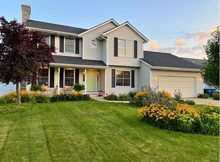 4252 Brookcrest Dr SW, Wyoming, MI