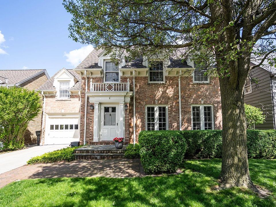1st image of 5968 North Shoreland AVENUE