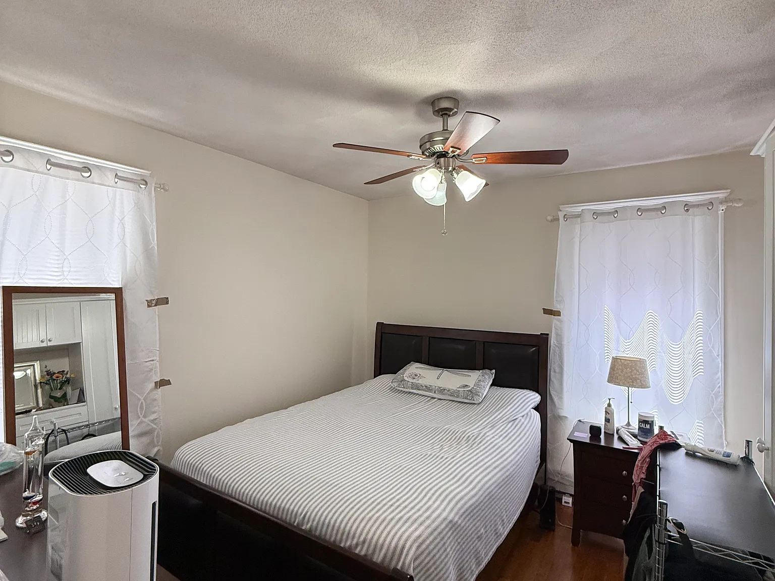 3 bed, 1000 sqft, $3,000 — Photo 3