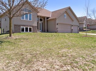 405 Carter St, Elko New Market, MN 55054