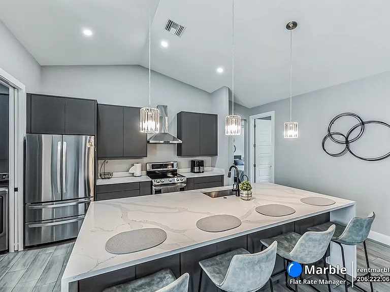 4618 Catalina Ln — Photo 19