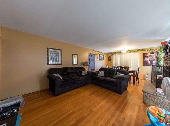 2nd image of 501 S International Blvd
