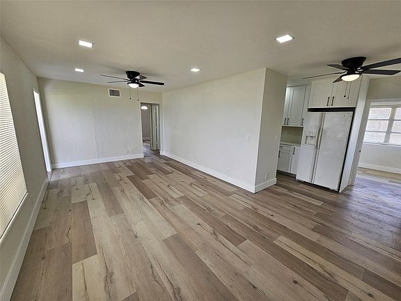 2nd image of 421 NW 35th Court