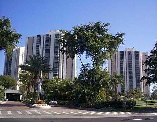 20301 W Country Club Dr #2025