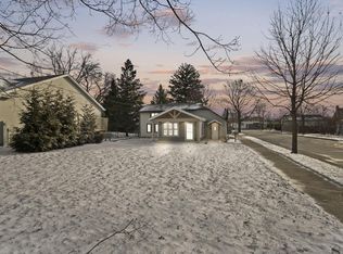 801 Westowne Ave, Waukesha, WI