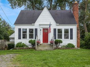 9370 Six Mile Rd, Northville, MI 48168