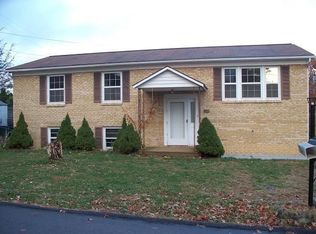 102 Wagner Dr, Princeton, WV 24740