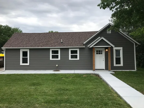 211 S Aberdeen St, Gretna, NE 68028