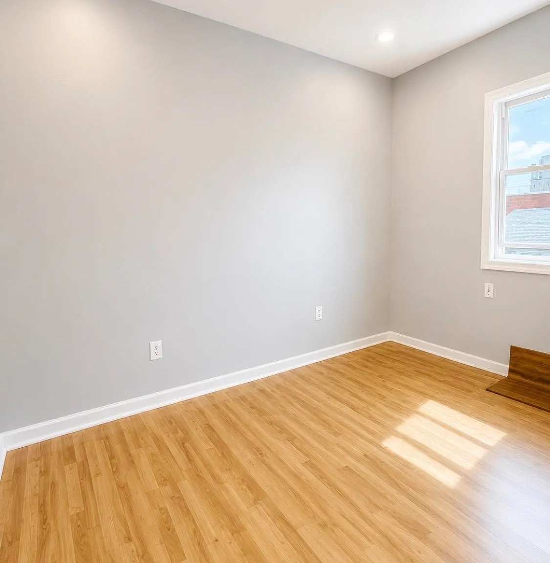 4 bed, 1.0 bath, $3,500 — Photo 4