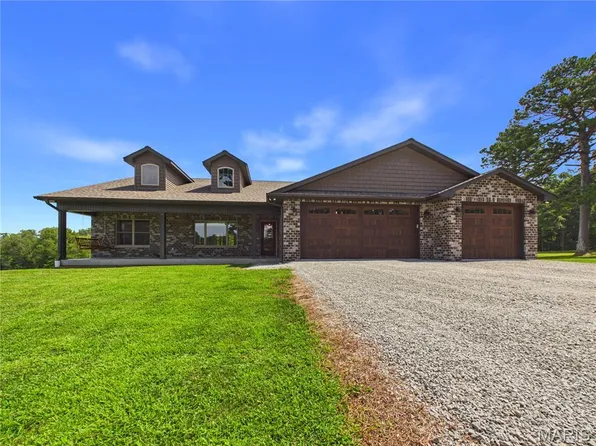 8172 Highway 32, Ste Genevieve, MO 63670