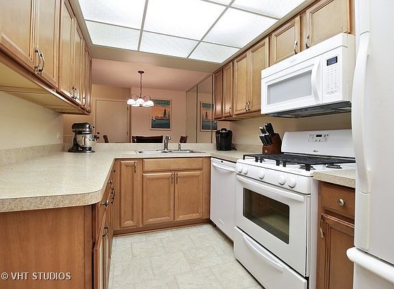 3rd image of 13422 W Circle Dr #G-417